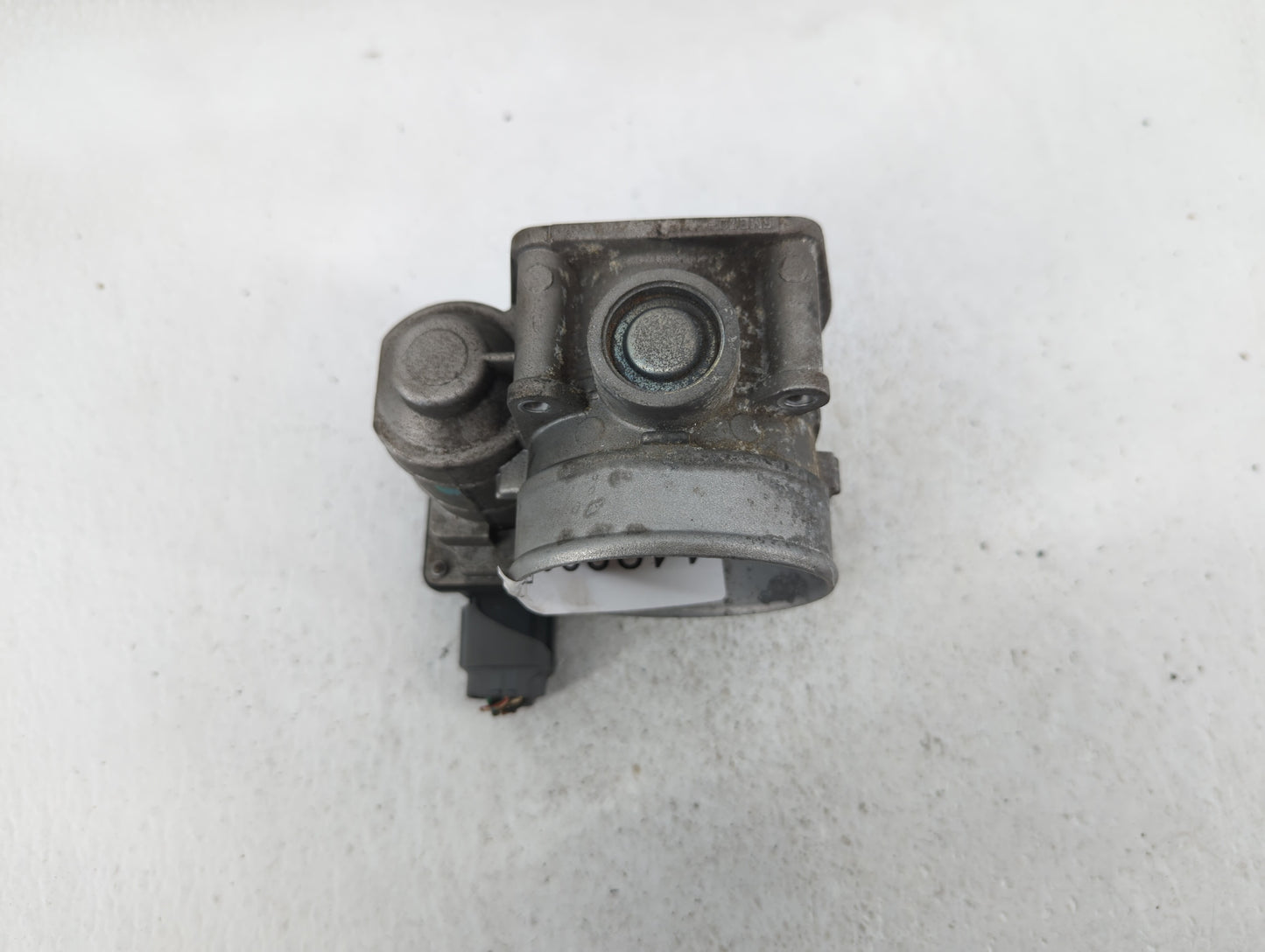 2003-2006 Infiniti G35 Throttle Body P/N:RME70-04 A576-01, RME70 Fits Fits 2002 2003 2004 2005 2006 OEM Used Auto Parts - Oe