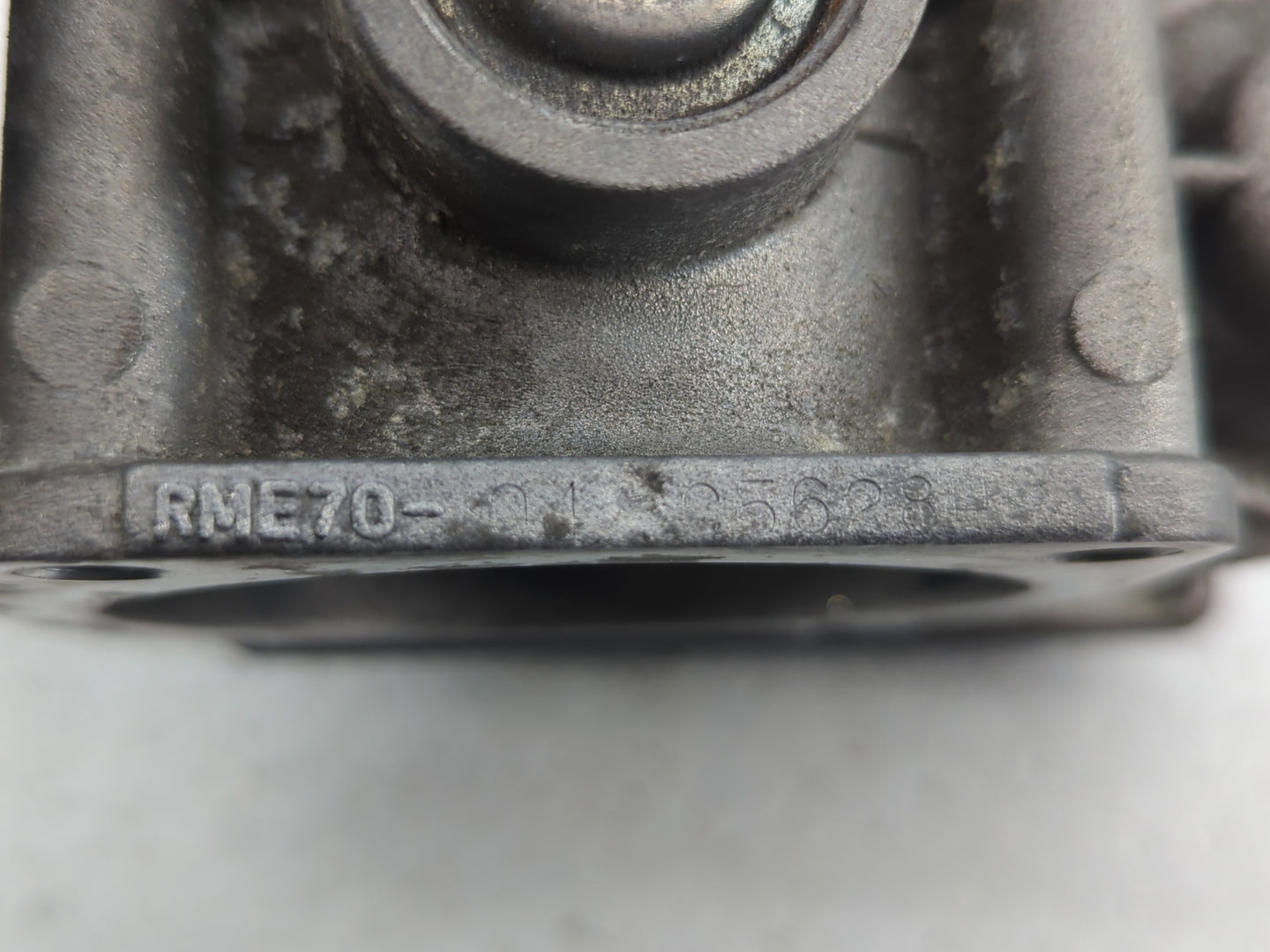 2003-2006 Infiniti G35 Throttle Body P/N:RME70-04 A576-01, RME70 Fits Fits 2002 2003 2004 2005 2006 OEM Used Auto Parts - Oe