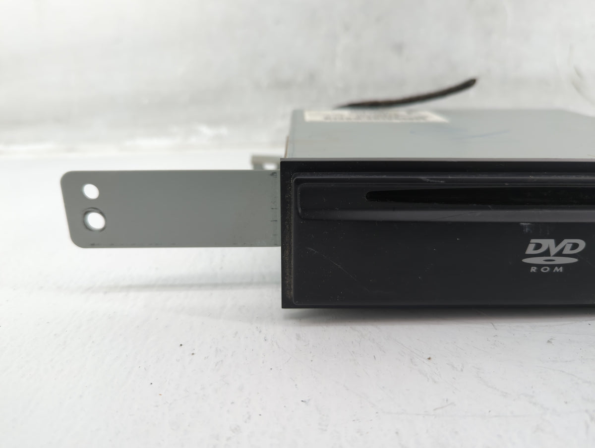 Infiniti G35 Am Fm Cd Player Radio Receiver 577192 - Oemusedautoparts1.com