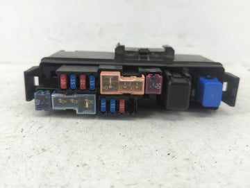 2005-2006 Infiniti G35 Fusebox Fuse Box Panel Relay Module Fits Fits 2005 2006 OEM Used Auto Parts