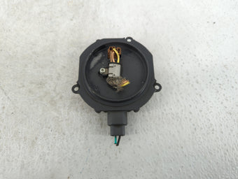 compare product 2005 Infiniti G35 Headlight Ballast Head Light