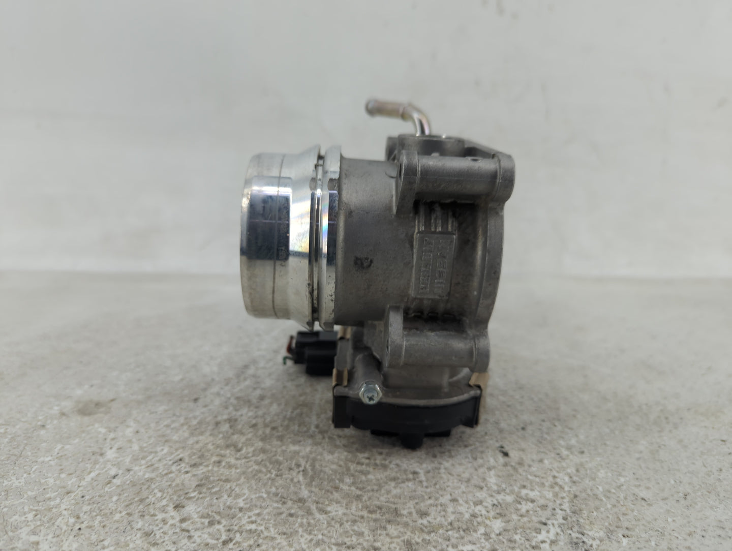 2004-2010 Infiniti Qx56 Throttle Body P/N:161195NA0A01 Fits Fits 2004 2005 2006 2007 2008 2009 2010 2011 2012 2013 2014 OEM 