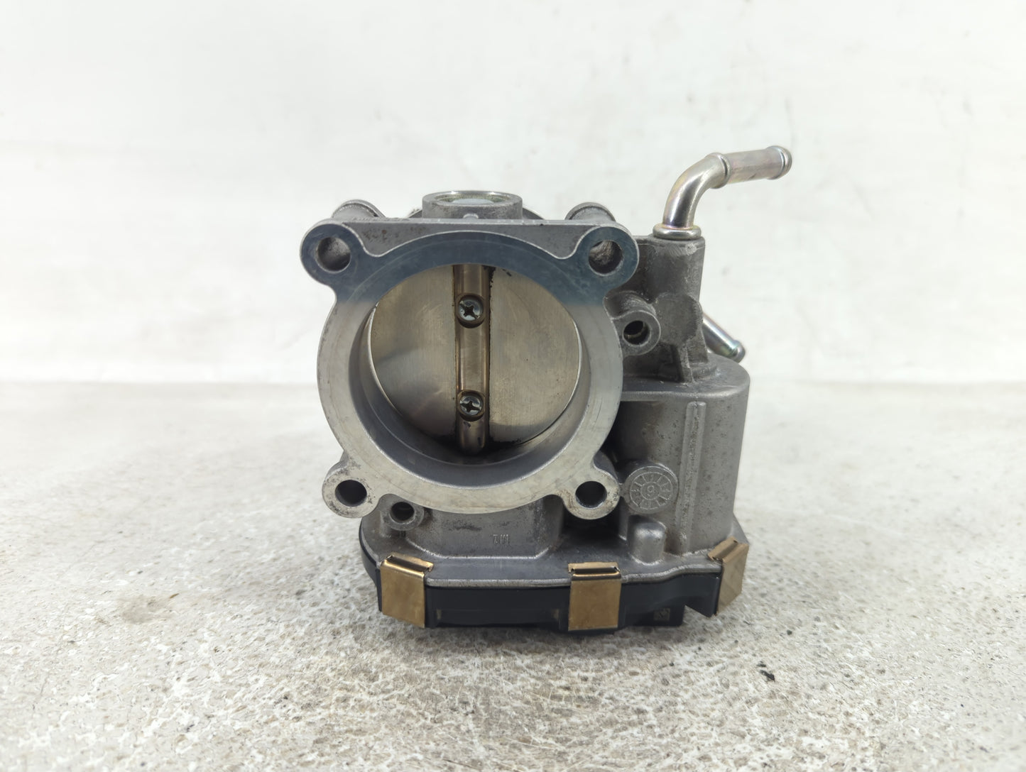2004-2010 Infiniti Qx56 Throttle Body P/N:161195NA0A01 Fits Fits 2004 2005 2006 2007 2008 2009 2010 2011 2012 2013 2014 OEM 