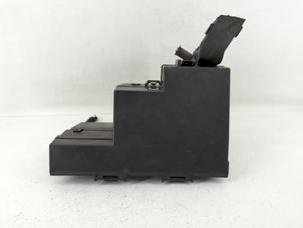 compare product 2004-2005 Jaguar S-Type Fusebox Fuse Box Panel Relay Module P/N:2R8T-14A075-CC Fits Fits 2004 2005 OEM Used Auto Parts