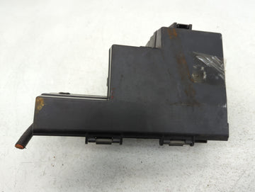 2004-2005 Jaguar S-Type Fusebox Fuse Box Panel Relay Module P/N:2R8T-14075-CC Fits Fits 2004 2005 OEM Used Auto Parts - Oemu