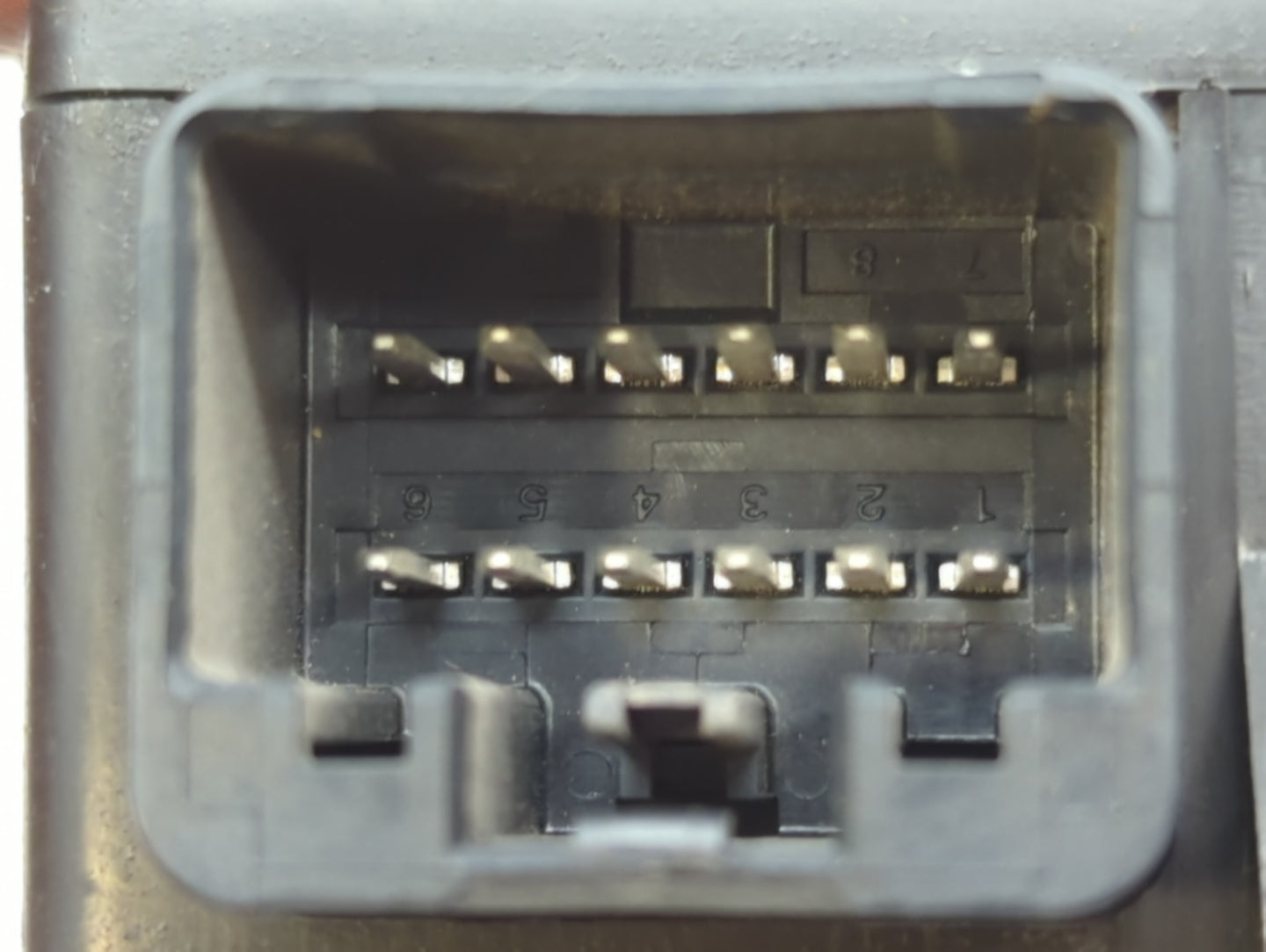 2003-2005 Jaguar Xj8 Chassis Control Module Ccm Bcm Body Control - Oemusedautoparts1.com
