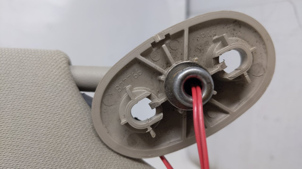 2005 Jeep Cherokee Sun Visor Shade Replacement Passenger Right Mirror Fits OEM Used Auto Parts - Oemusedautoparts1.com