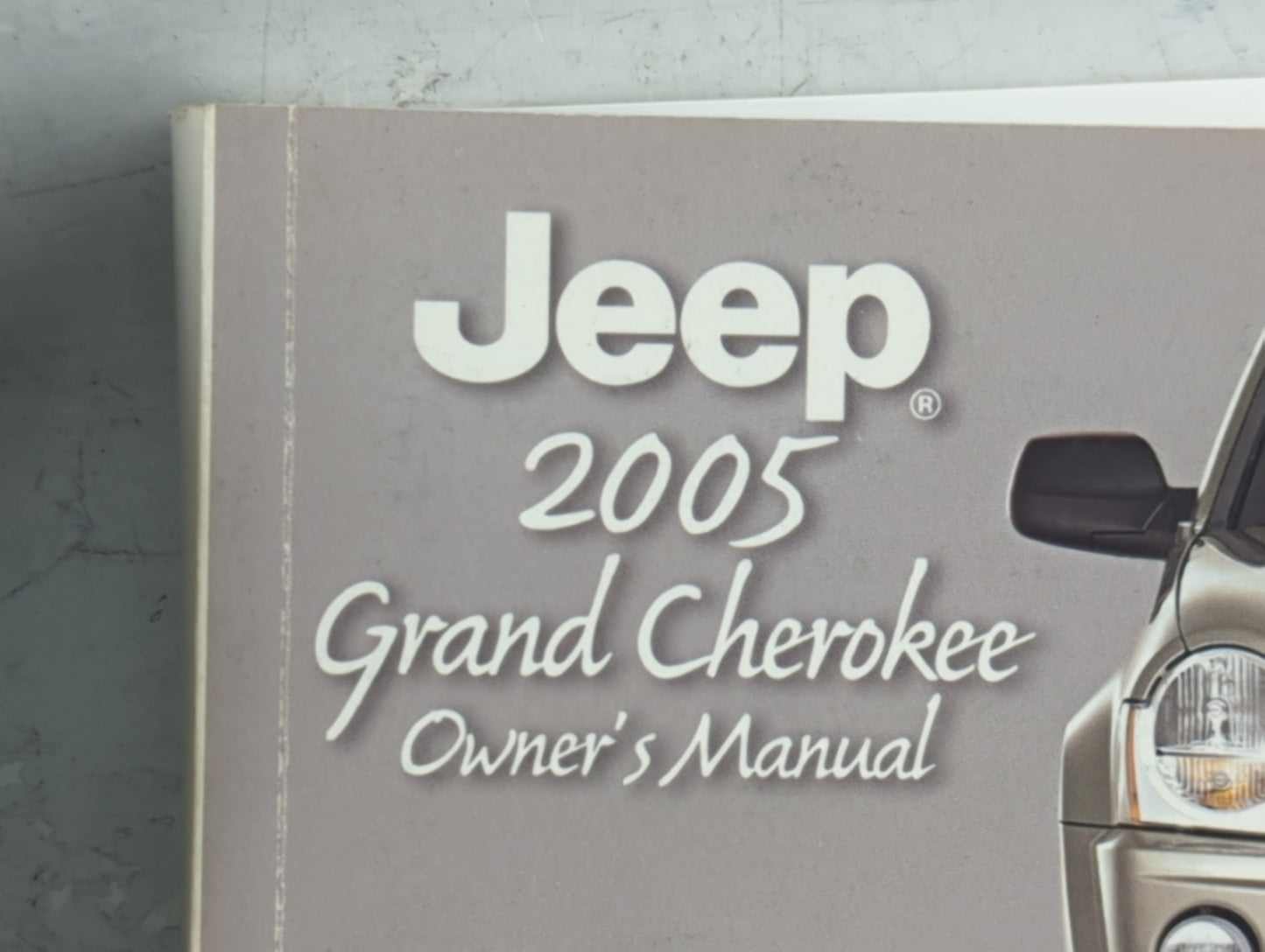 2005 Jeep Grand Cherokee Owners Manual Book Guide P/N:81-326-0554 OEM Used Auto Parts - Oemusedautoparts1.com