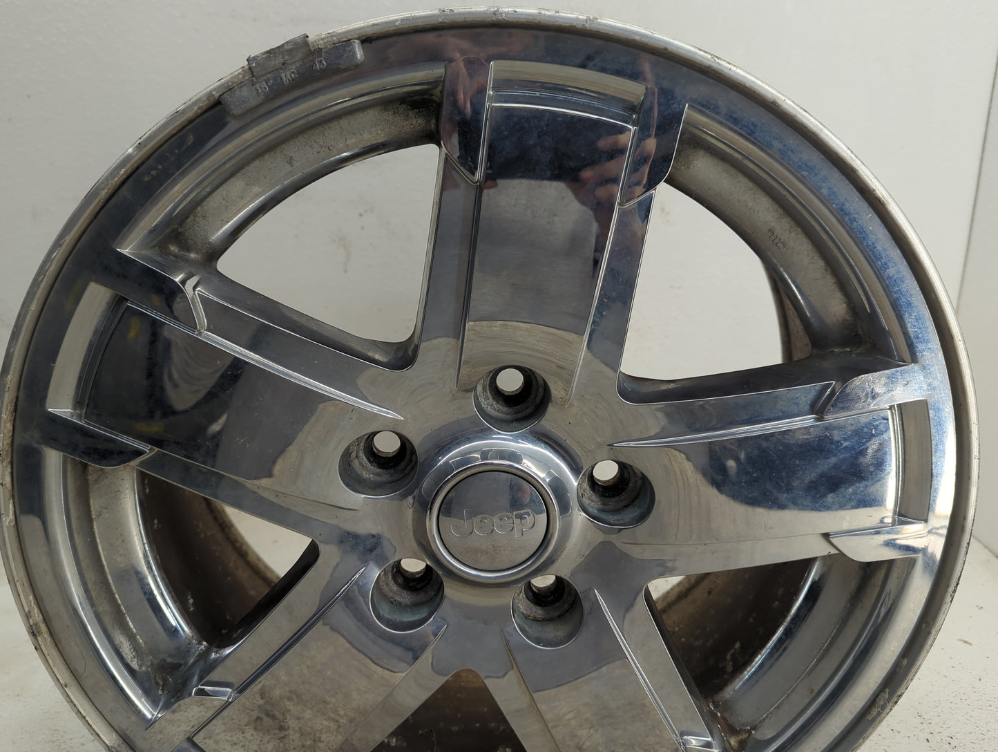 2005-2007 Jeep Grand Cherokee Oem Wheel Rim - Oemusedautoparts1.com