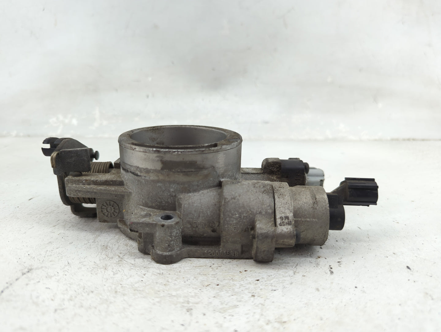 2005-2007 Jeep Grand Cherokee Throttle Body Fits Fits 2004 2005 2006 2007 OEM Used Auto Parts - Oemusedautoparts1.com