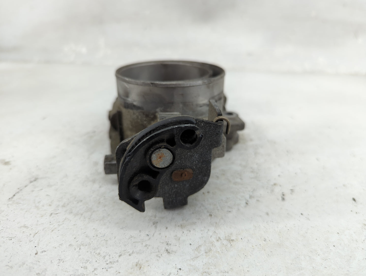 2005-2007 Jeep Grand Cherokee Throttle Body Fits Fits 2004 2005 2006 2007 OEM Used Auto Parts - Oemusedautoparts1.com