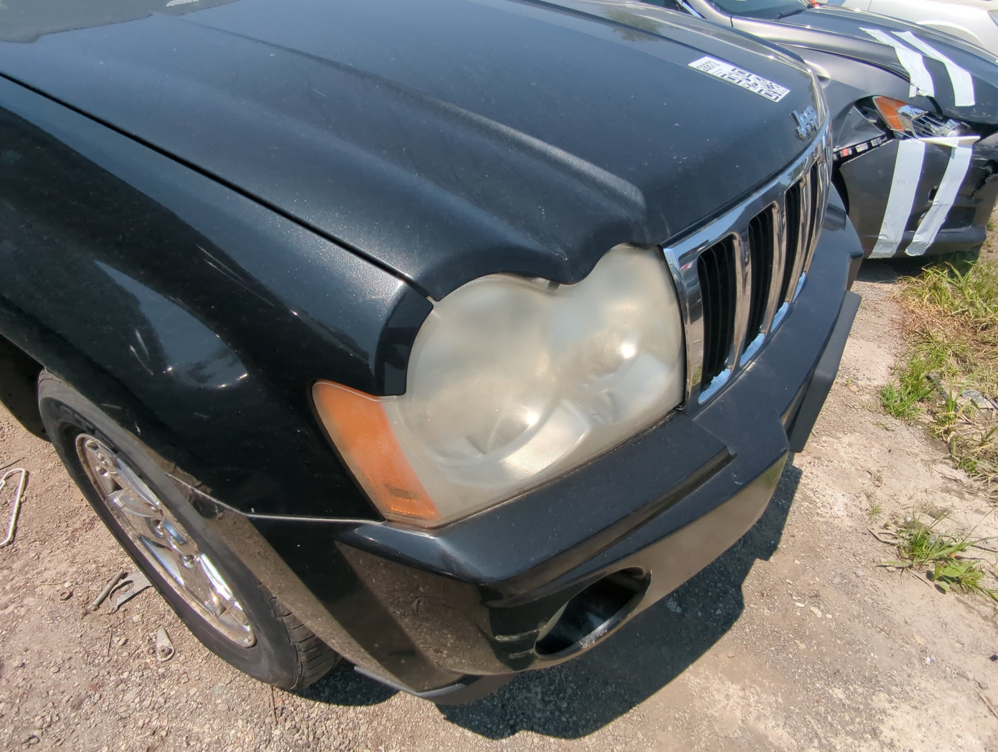 2005 Jeep Grand Cherokee Passenger Right Oem Head Light Headlight Lamp - Oemusedautoparts1.com