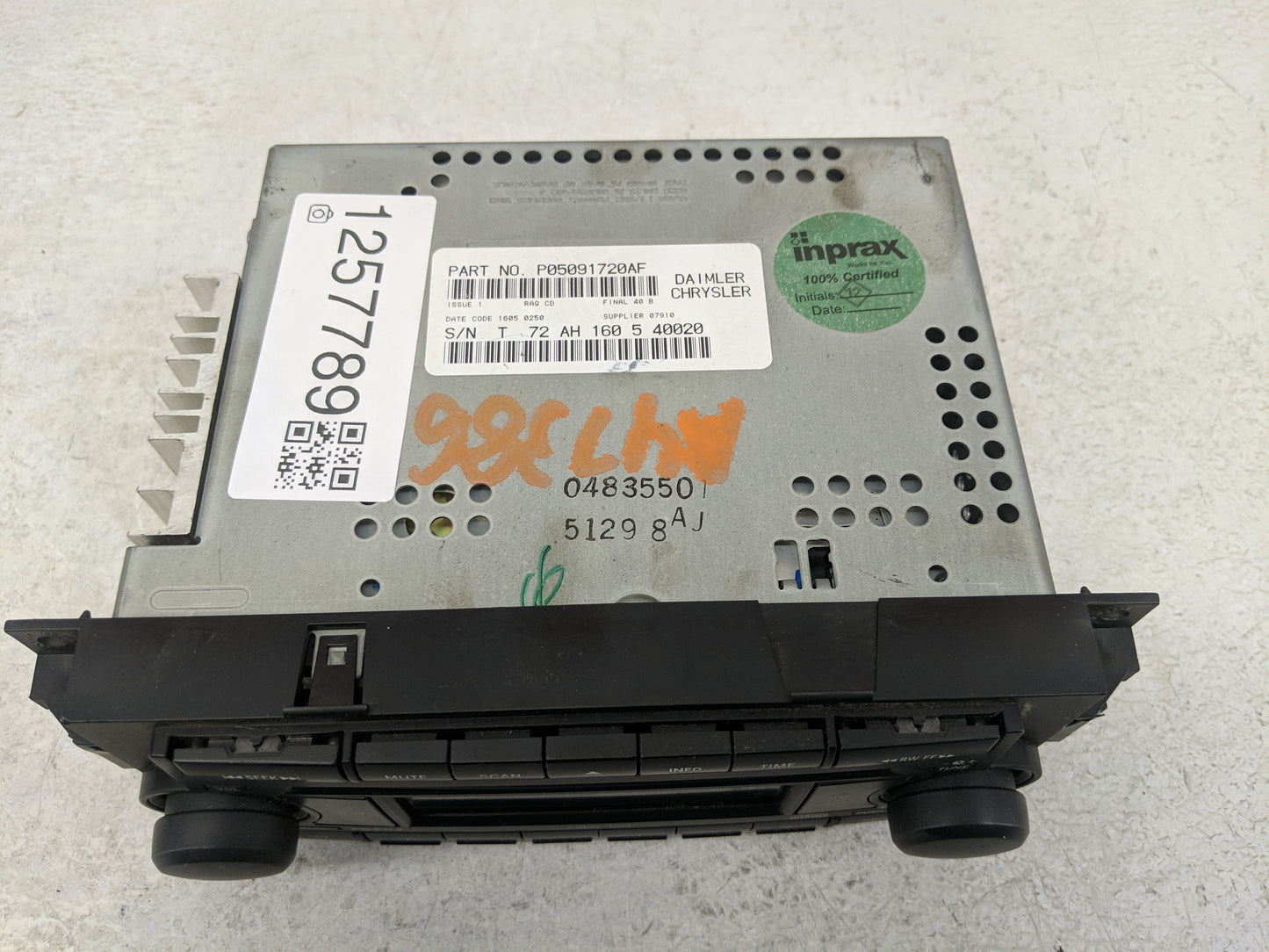 2005-2007 Jeep Grand Cherokee Radio AM FM Cd Player Receiver Replacement P/N:P05091720AF Fits OEM Used Auto Parts - Oemuseda