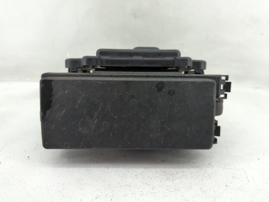 2005-2005 Jeep Grand Cherokee Fusebox Fuse Box Relay Module Tipm - Oemusedautoparts1.com