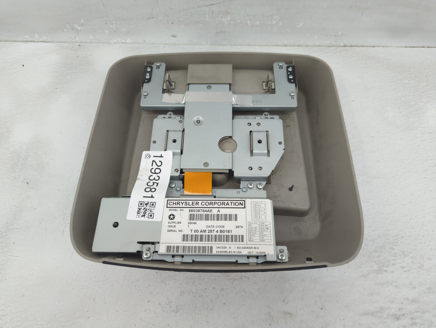 2005-2007 Jeep Grand Cherokee Information Display Screen - Oemusedautoparts1.com