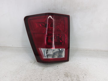 2005-2006 Jeep Grand Cherokee Tail Light Assembly Driver Left OEM Fits Fits 2005 2006 OEM Used Auto Parts - Oemusedautoparts