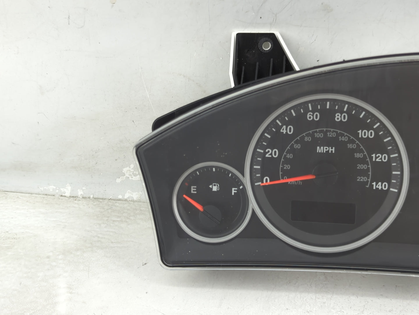 2005 Jeep Grand Cherokee Instrument Cluster Speedometer Gauges P/N:56050228AI CR-0032-003-M0C0 Miles: Fits OEM Used Auto Par