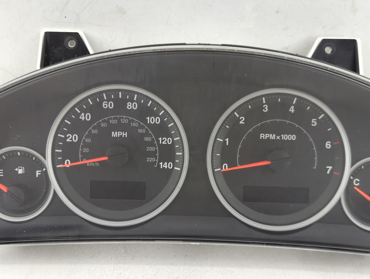2005 Jeep Grand Cherokee Instrument Cluster Speedometer Gauges P/N:56050228AI CR-0032-003-M0C0 Miles: Fits OEM Used Auto Par