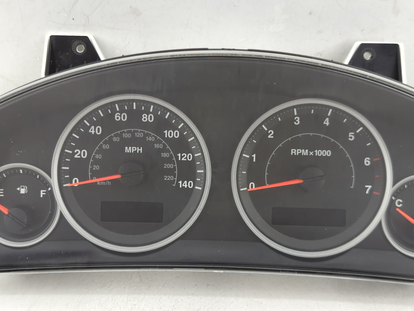 2005 Jeep Grand Cherokee Instrument Cluster Speedometer Gauges P/N:56050228AI CR-0032-003-M0C0 Miles: Fits OEM Used Auto Par
