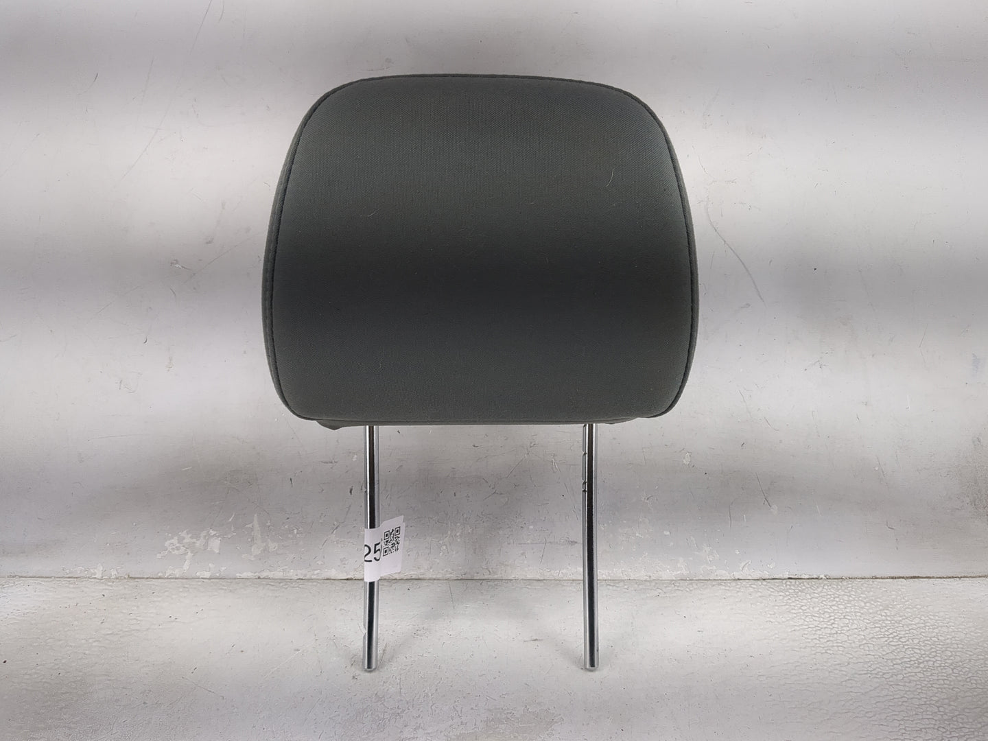 2005-2010 Jeep Grand Cherokee Headrest Head Rest Front Driver Seat Grey - Oemusedautoparts1.com