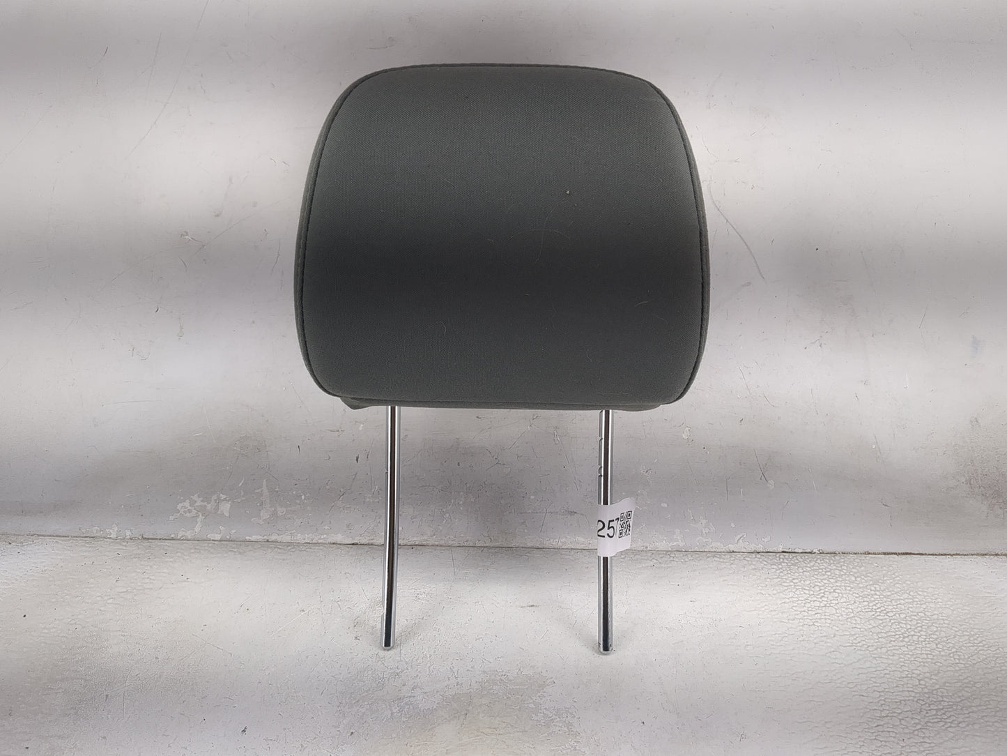 2005 Jeep Grand Cherokee Headrest Head Rest Front Driver Passenger Seat Fits OEM Used Auto Parts - Oemusedautoparts1.com