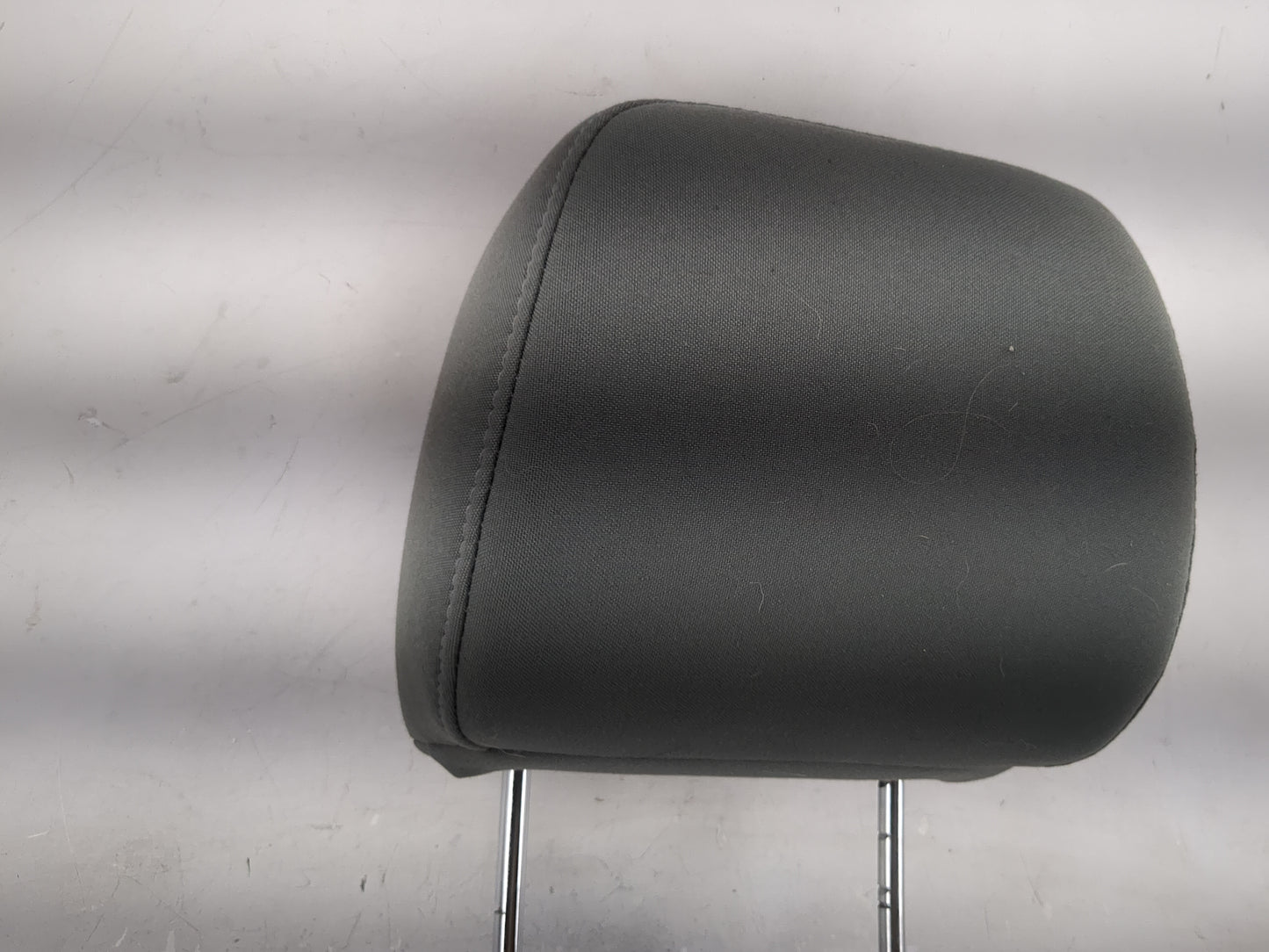 2005 Jeep Grand Cherokee Headrest Head Rest Front Driver Passenger Seat Fits OEM Used Auto Parts - Oemusedautoparts1.com