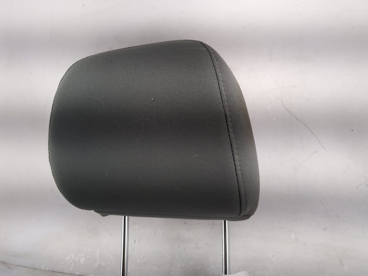 2005 Jeep Grand Cherokee Headrest Head Rest Front Driver Passenger Seat Fits OEM Used Auto Parts - Oemusedautoparts1.com