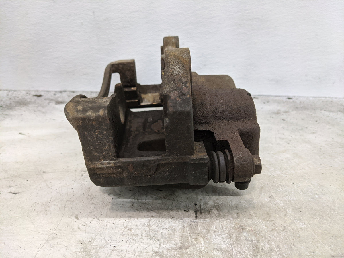 2005-2010 Jeep Grand Cherokee Front Driver Left Brake Caliper 1509787 - Oemusedautoparts1.com