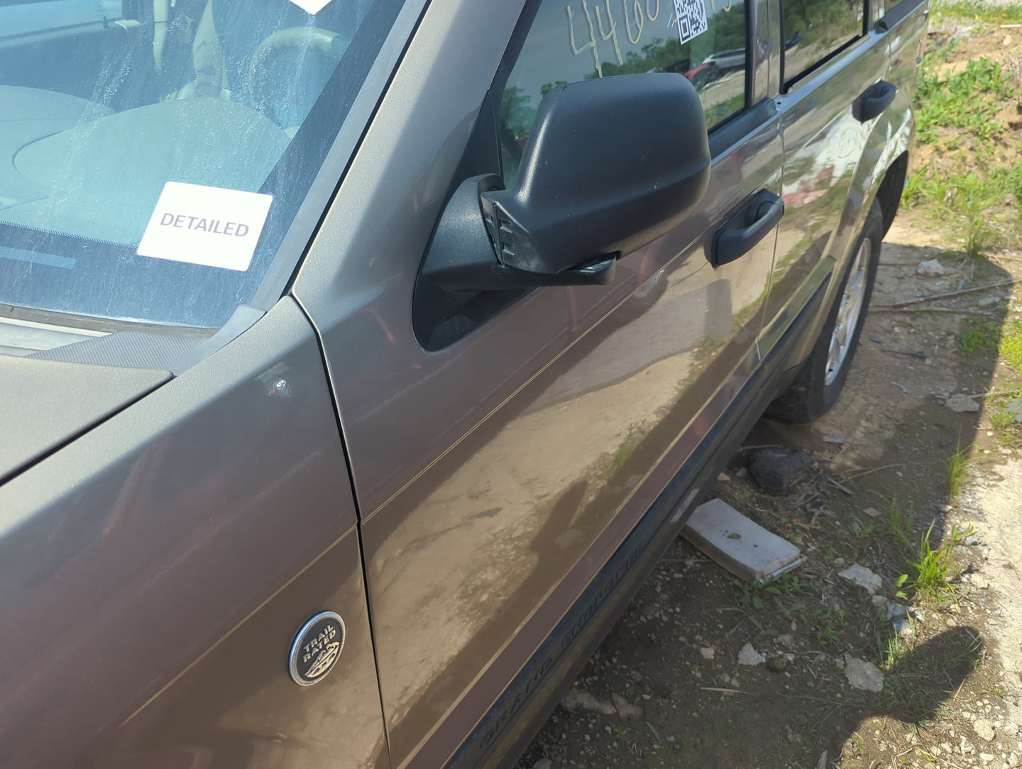 2005-2010 Jeep Grand Cherokee Driver Side View Mirror - Left Door Mirror OEM Used - Oemusedautoparts1.com