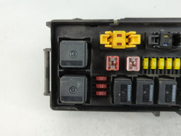 2005 Jeep Grand Cherokee Fusebox Fuse Box Panel Relay Module P/N:04692108AC Fits OEM Used Auto Parts