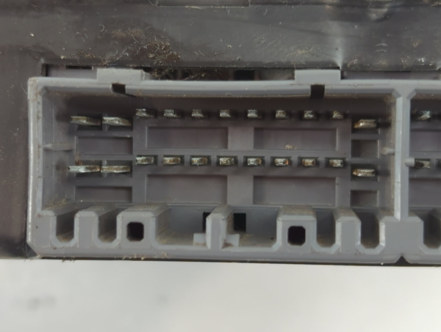 2005-2006 Jeep Grand Cherokee PCM Engine Control Computer ECU ECM PCU OEM P/N:56038721AJ Fits Fits 2005 2006 OEM Used Auto P