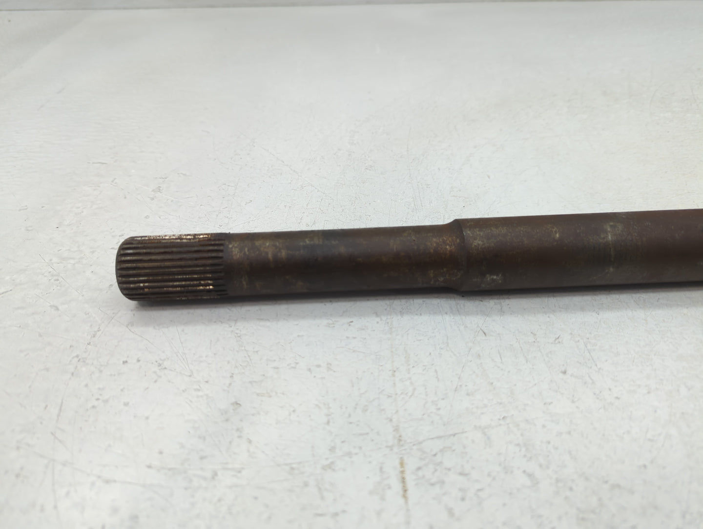 2005-2010 Jeep Grand Cherokee Axle Shaft Front Passenger Cv C/v - Oemusedautoparts1.com