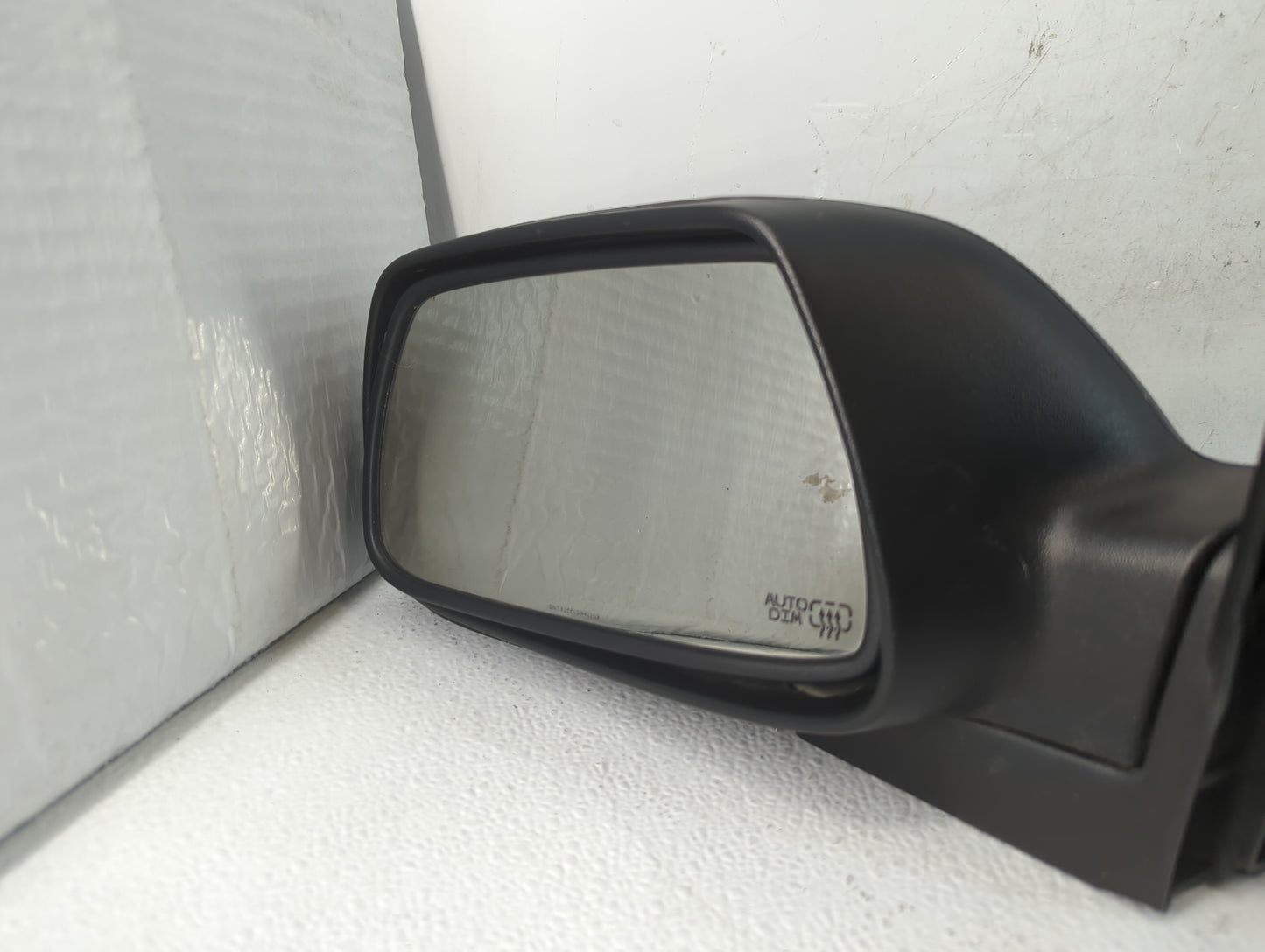 2005-2010 Jeep Grand Cherokee Driver Side View Mirror - Left Door Mirror OEM Used - Oemusedautoparts1.com