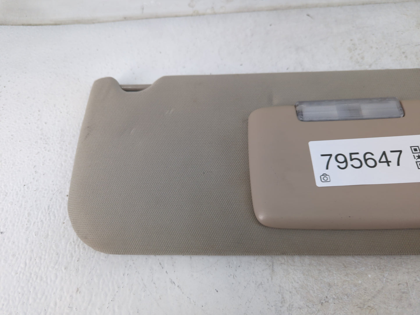 2005-2010 Jeep Grand Cherokee Sun Visor Shade Replacement Passenger Right Mirror Fits Fits 2005 2006 2007 2008 2009 2010 OEM