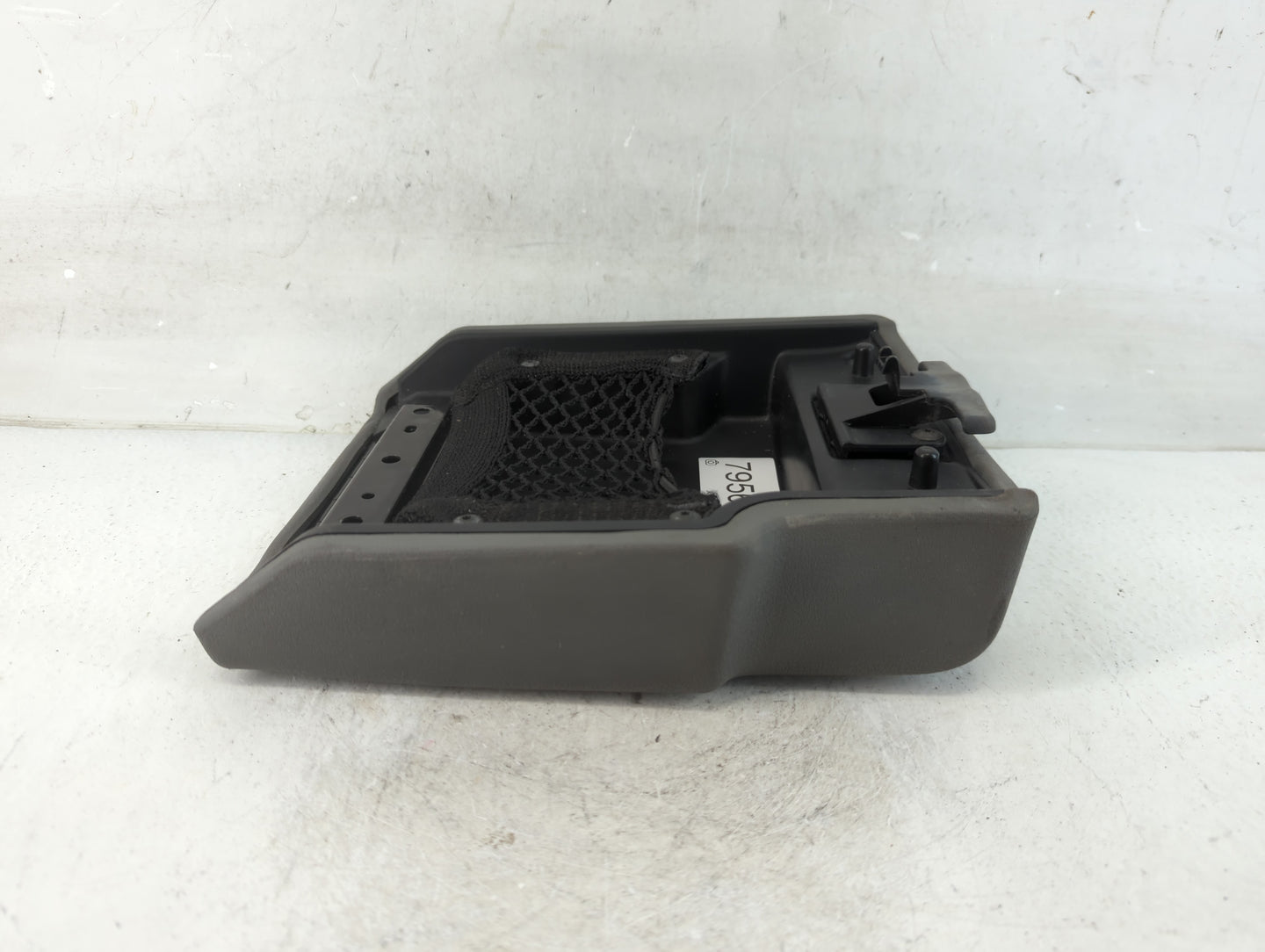 2005-2010 Jeep Grand Cherokee Center Console Armrest Cover Lid Fits Fits 2005 2006 2007 2008 2009 2010 OEM Used Auto Parts -