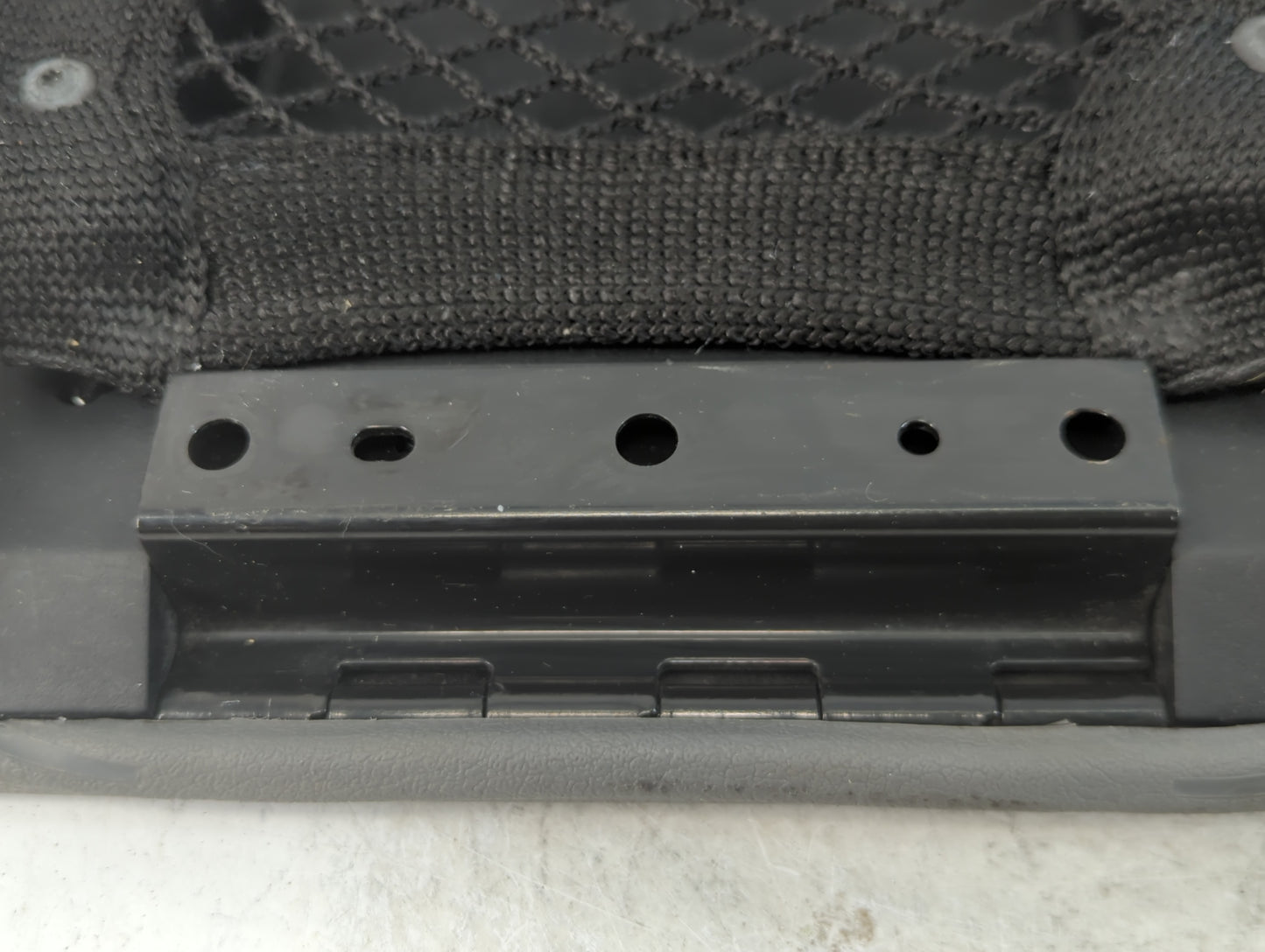 2005-2010 Jeep Grand Cherokee Center Console Armrest Cover Lid Fits Fits 2005 2006 2007 2008 2009 2010 OEM Used Auto Parts -