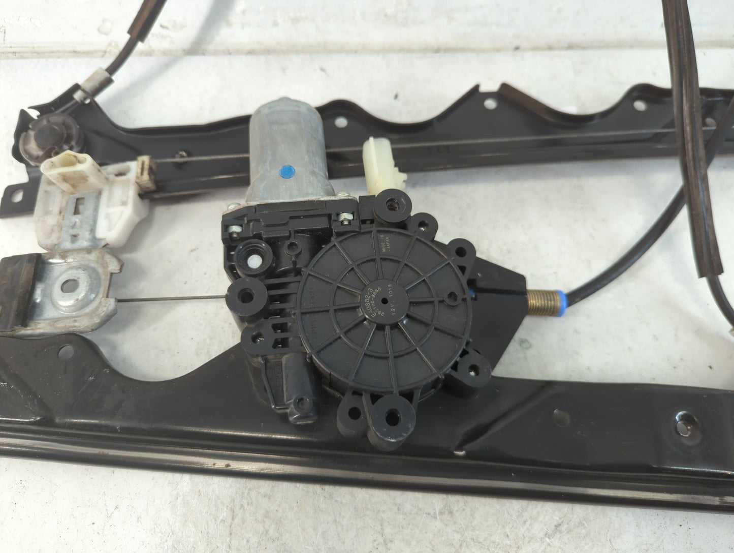 2005-2005 Jeep Grand Cherokee Used Driver Left Front Window Regulator 795657 - Oemusedautoparts1.com