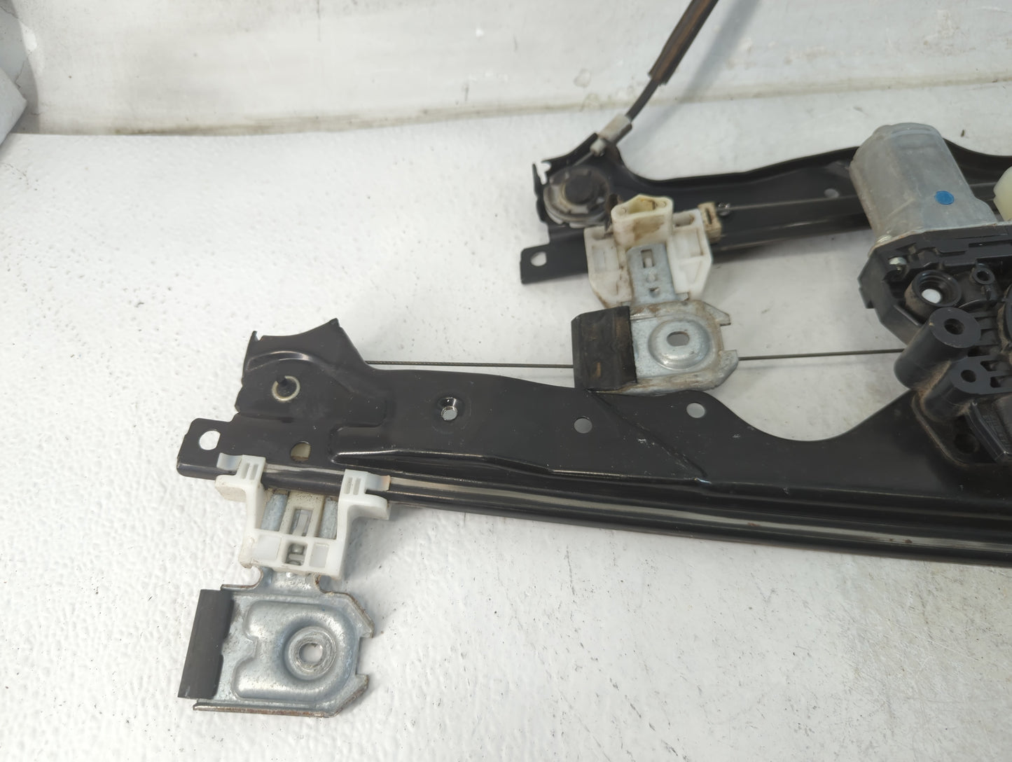 2005-2005 Jeep Grand Cherokee Used Driver Left Front Window Regulator 795657 - Oemusedautoparts1.com