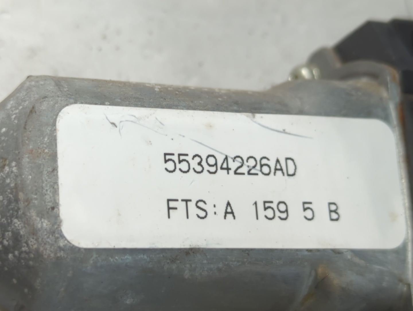 2005-2005 Jeep Grand Cherokee Used Driver Left Front Window Regulator 795657 - Oemusedautoparts1.com