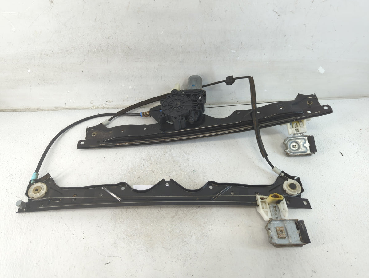 2005-2005 Jeep Grand Cherokee Used Window Regulator Passenger Front 795660 - Oemusedautoparts1.com