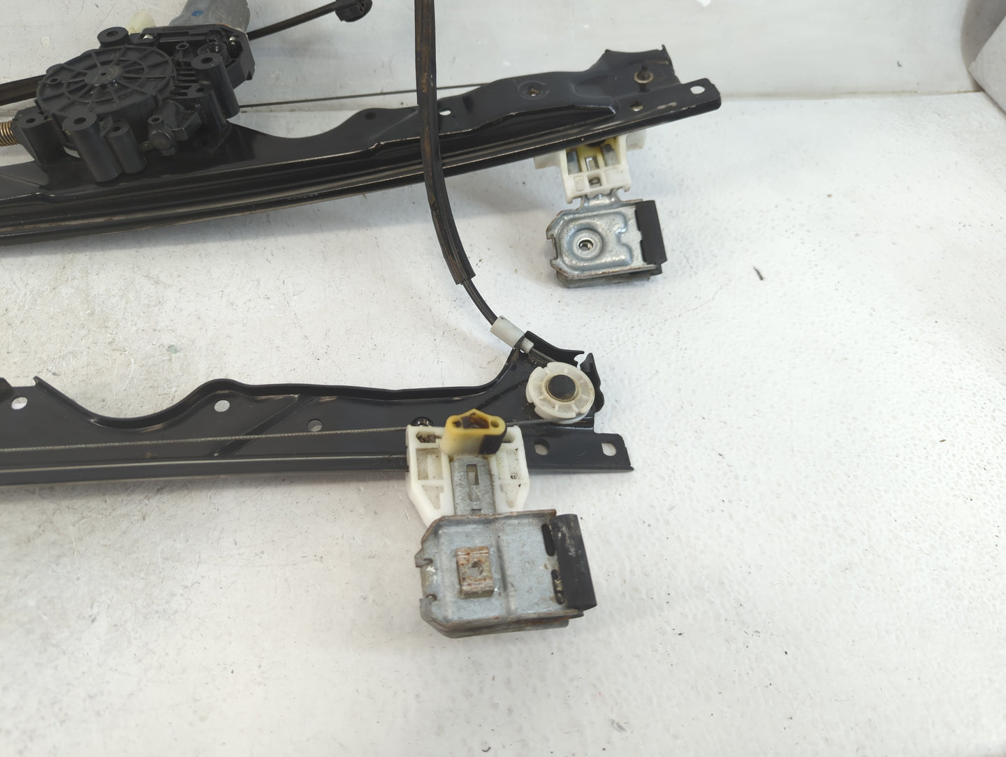 2005-2005 Jeep Grand Cherokee Window Regulator Passenger Front - Oemusedautoparts1.com