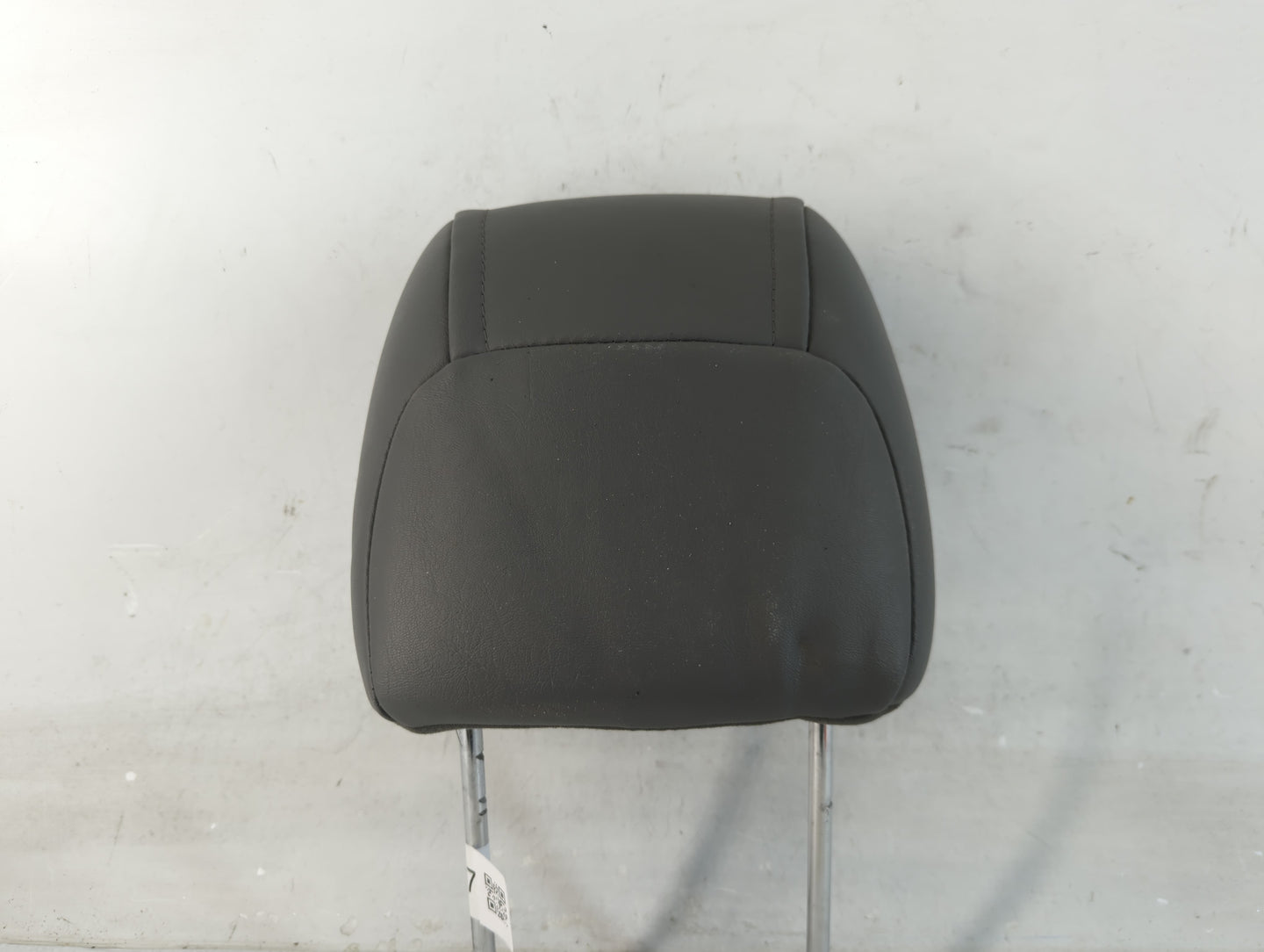 2005-2010 Jeep Grand Cherokee Headrest Head Rest Front Driver Passenger Seat Fits Fits 2005 2006 2007 2008 2009 2010 OEM Use