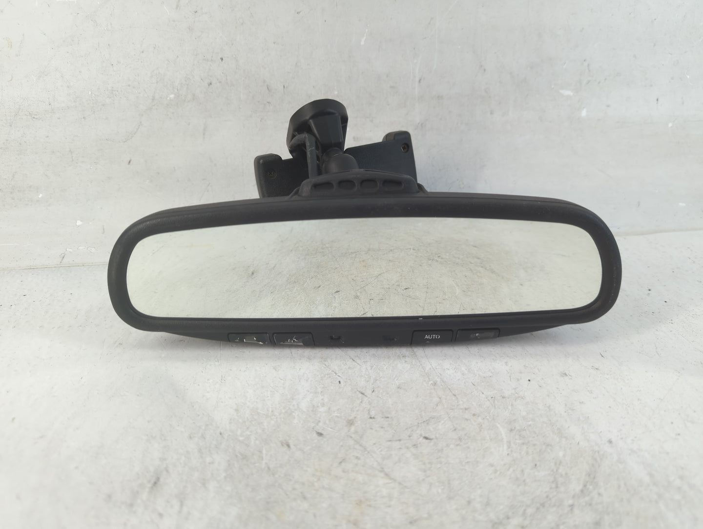 2005 Jeep Grand Cherokee Interior Rear View Mirror Replacement OEM Fits OEM Used Auto Parts - Oemusedautoparts1.com
