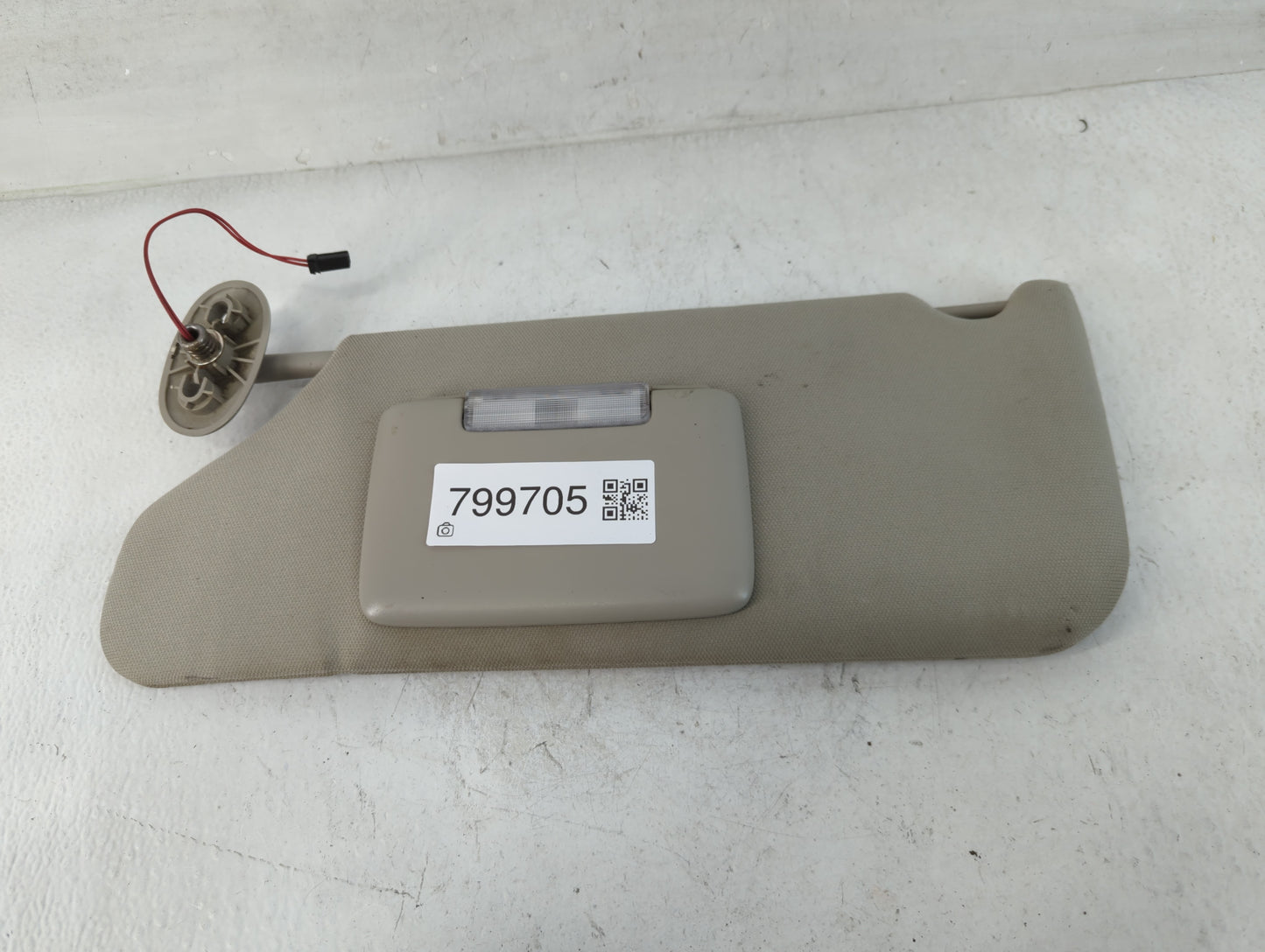 2005-2010 Jeep Grand Cherokee Sun Visor Shade Replacement Passenger Right Mirror Fits Fits 2005 2006 2007 2008 2009 2010 OEM