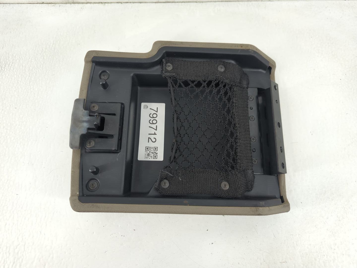 2005-2010 Jeep Grand Cherokee Center Console Armrest Cover Lid Fits Fits 2005 2006 2007 2008 2009 2010 OEM Used Auto Parts -