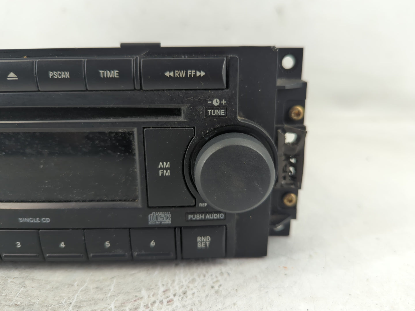 2005-2006 Jeep Grand Cherokee Radio AM FM Cd Player Receiver Replacement P/N:P05064173AH Fits Fits 2004 2005 2006 2007 OEM U