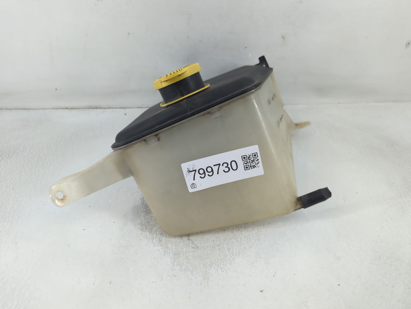 2005 Jeep Grand Cherokee Radiator Coolant Overflow Expansion Tank Bottle - Oemusedautoparts1.com