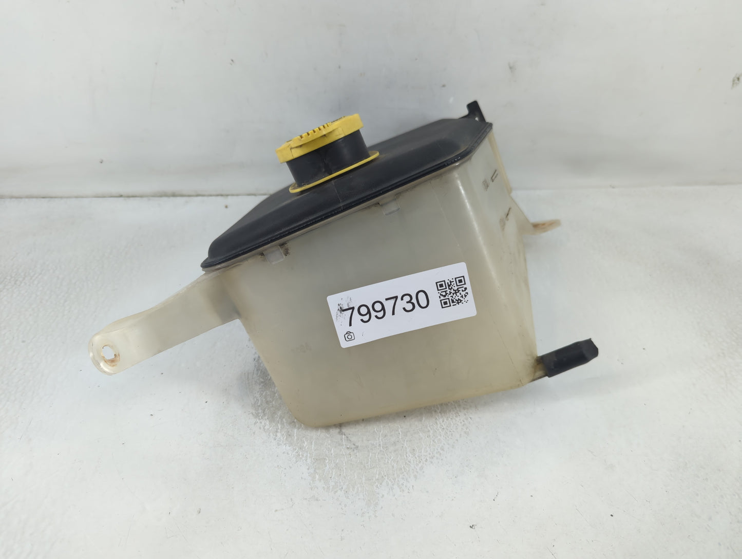 2005 Jeep Grand Cherokee Radiator Coolant Overflow Expansion Tank Bottle - Oemusedautoparts1.com