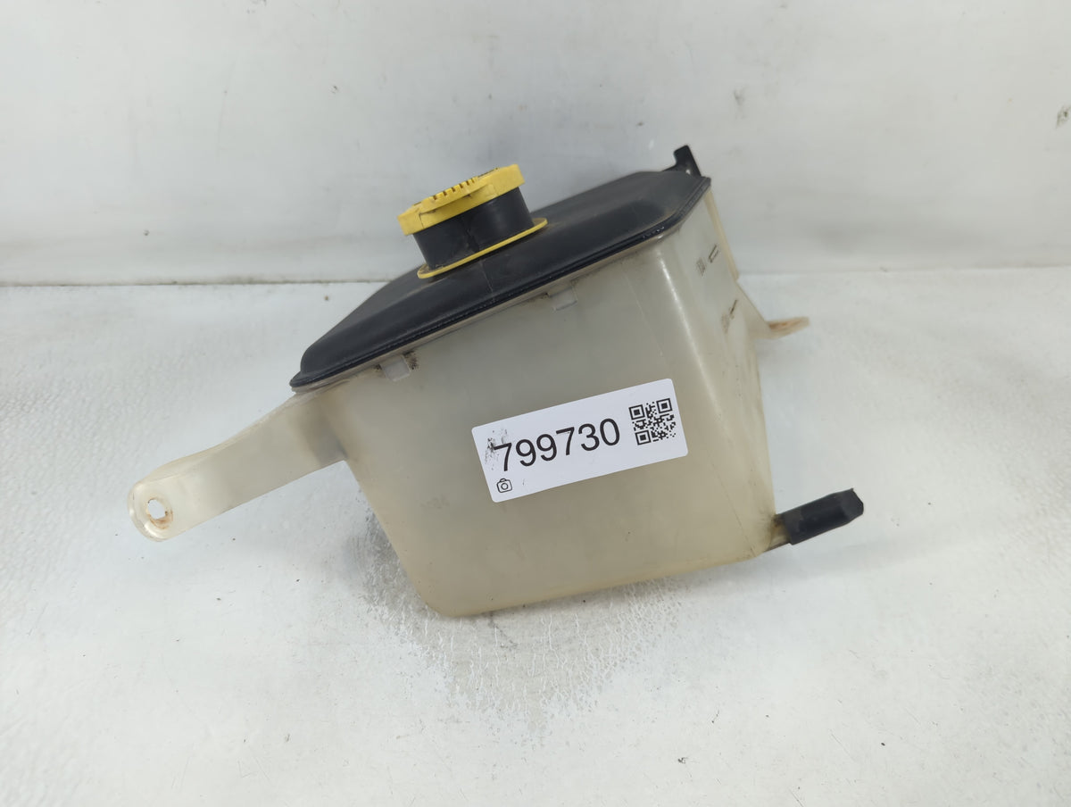 2005 Jeep Grand Cherokee Radiator Coolant Overflow Expansion Tank Bottle 799730 - Oemusedautoparts1.com