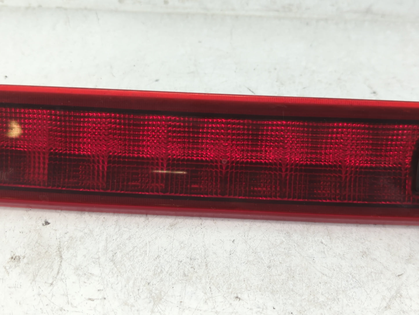 2005 Jeep Grand Cherokee Third Brake Light Tail Light Fits OEM Used Auto Parts - Oemusedautoparts1.com